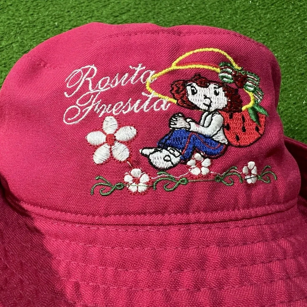 Vintage Y2K Strawberry Shortcake Kids Bucket Hat Spanish 